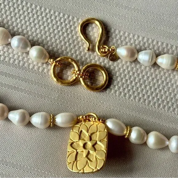Brand New. $425 Julie Vos Pearl Necklace